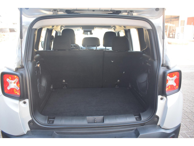 Jeep Renegade (foto 15)