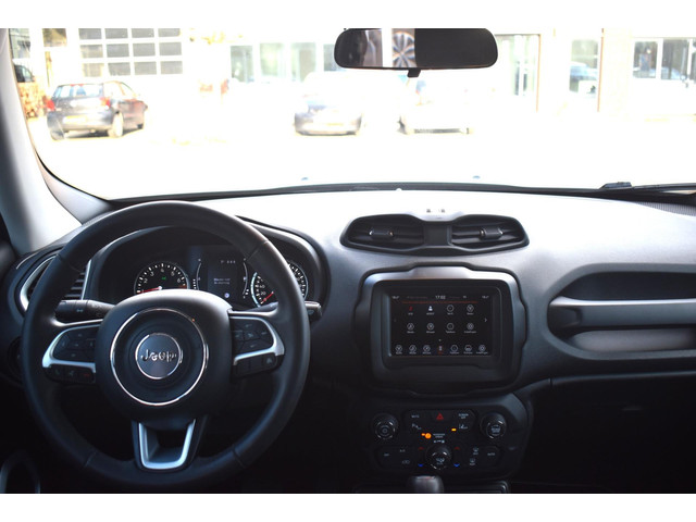 Jeep Renegade (foto 21)