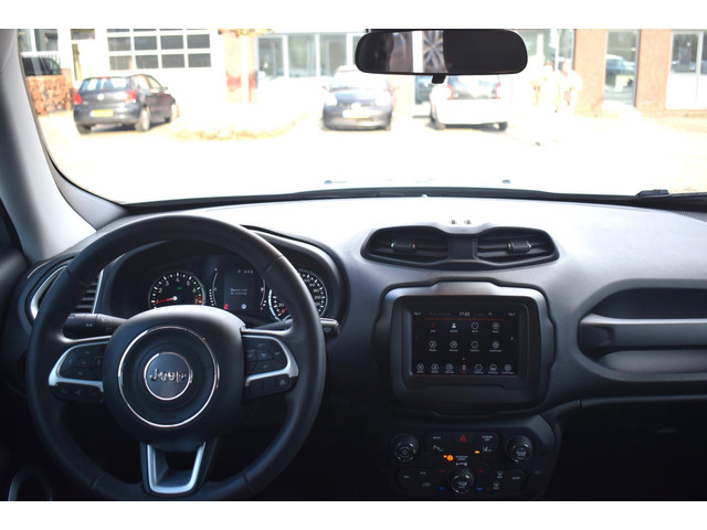 Jeep Renegade (foto 22)