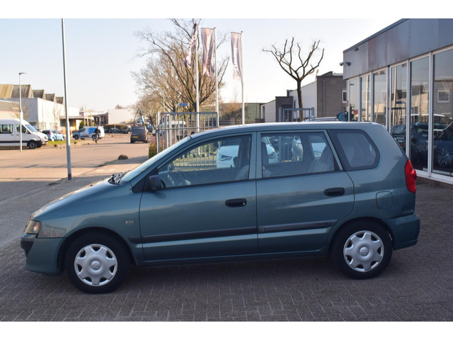 Mitsubishi Space Star (foto 1)