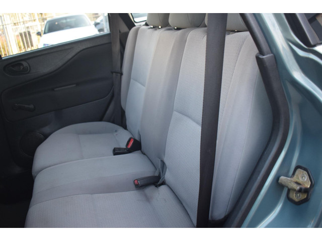 Mitsubishi Space Star (foto 11)