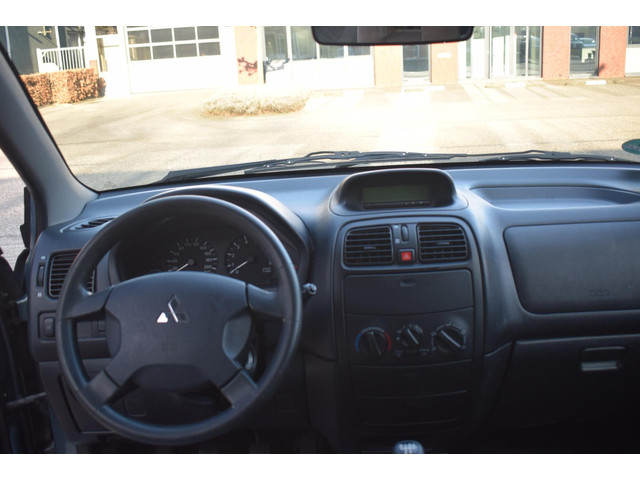 Mitsubishi Space Star (foto 12)