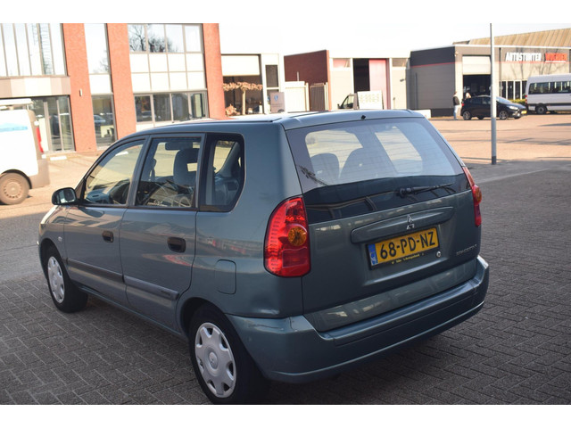 Mitsubishi Space Star (foto 2)
