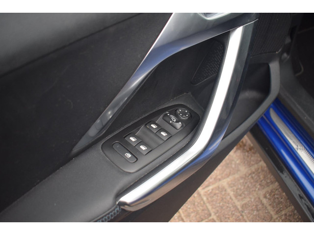 Peugeot 2008 (foto 9)